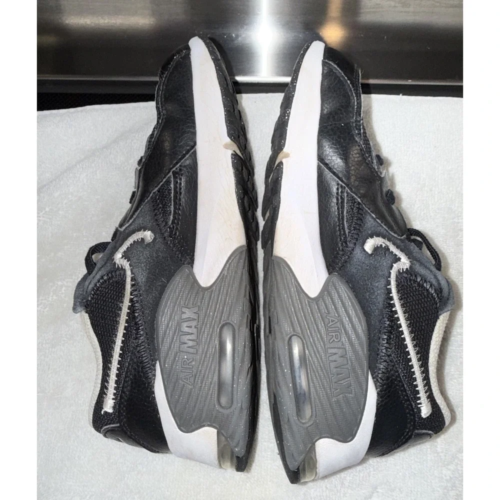 Nike Boys Air Max Size 1.5Y Excee FB3058-002 Black Running Shoes‎ Sneakers